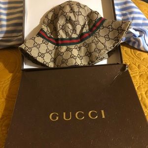 gucci baby sun hat